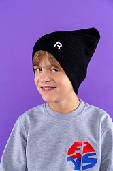 Подростковая шапка "R" оптом от российского производителя
